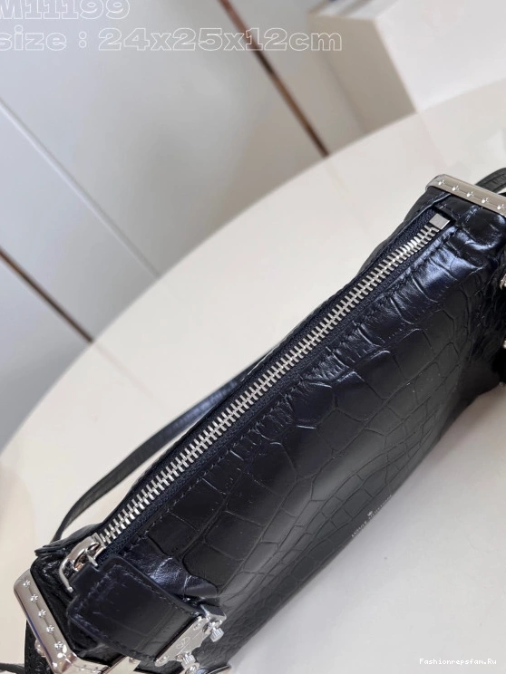 FS CHEAP Slim Louis Vuitton Trunk-23*12*4CM 0712